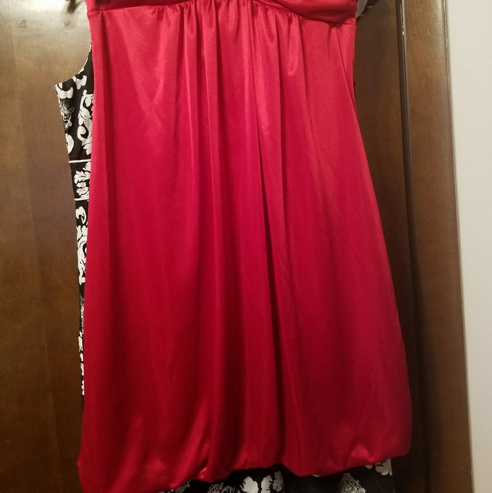Homecoming dress - Picture 2 of 3